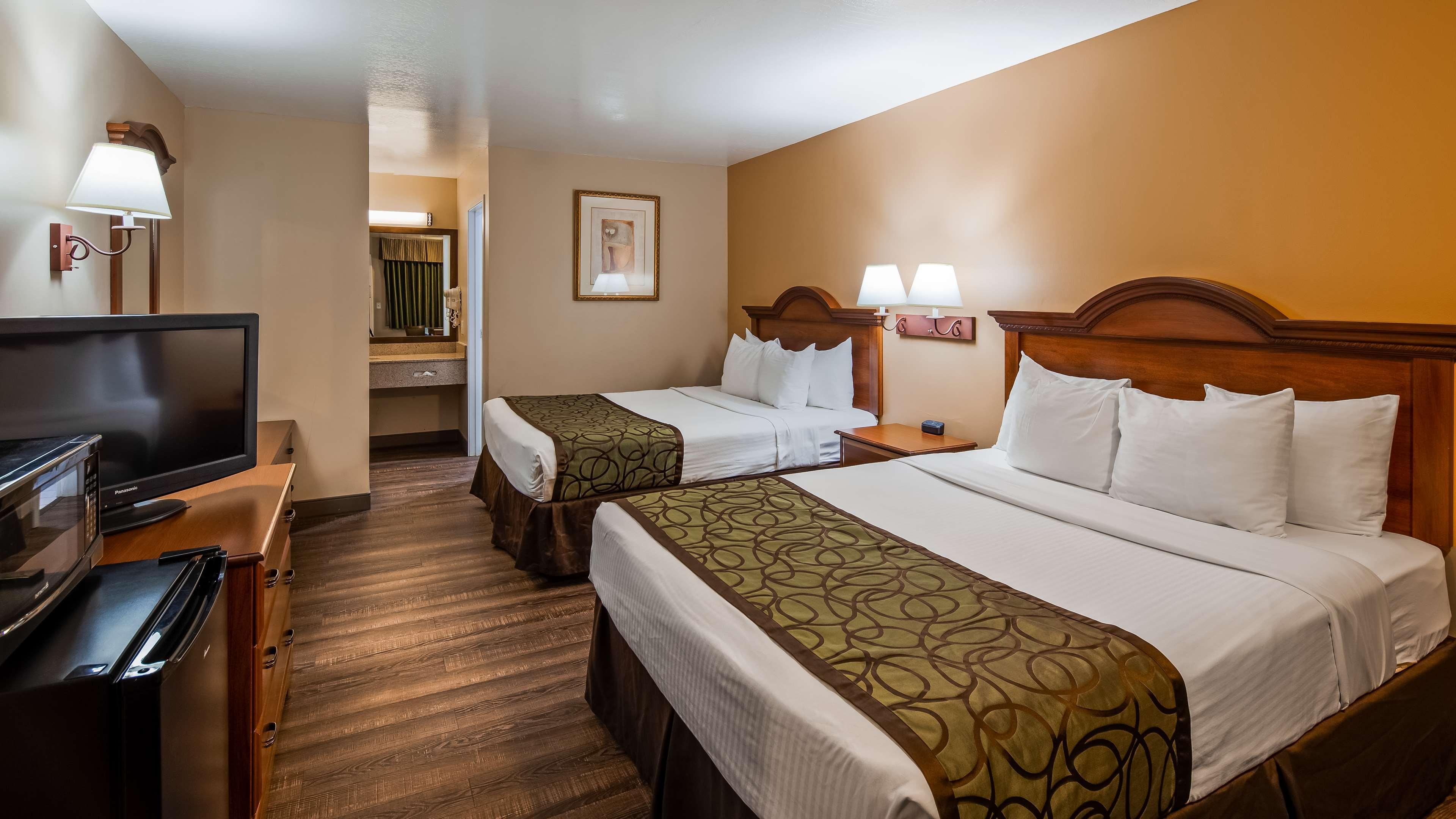ชัวร์สเตย์ โฮเต็ล บาย เบสต์เวสเทิร์น เฟิร์นลีย์ Hotel ภายนอก รูปภาพ