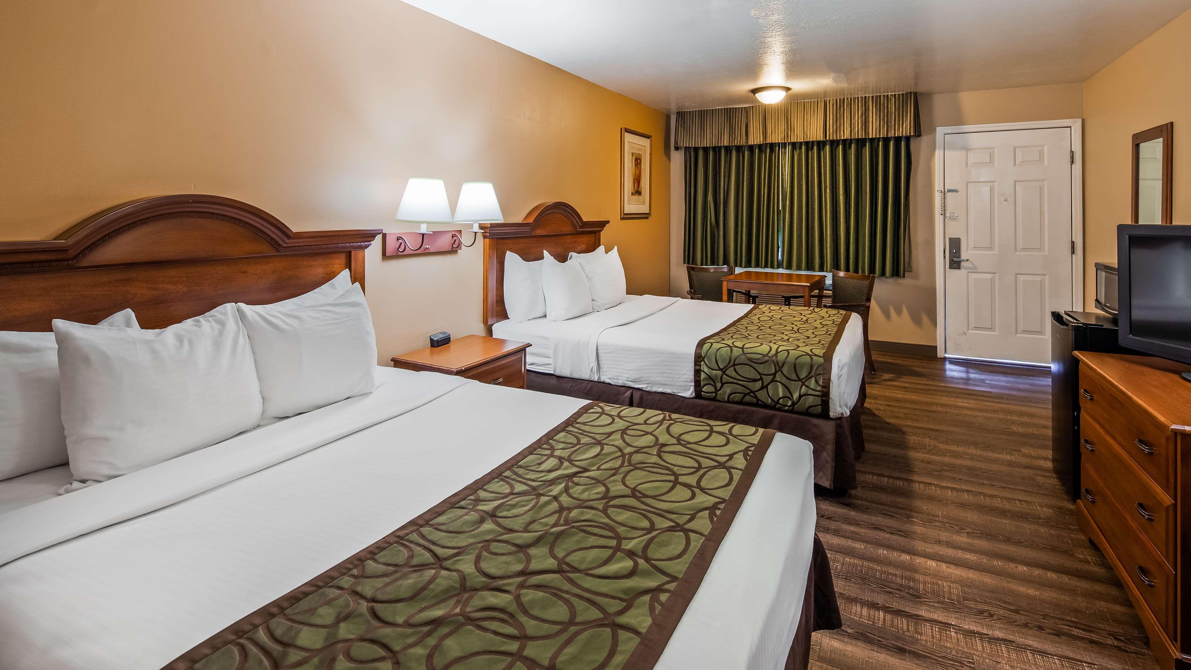 ชัวร์สเตย์ โฮเต็ล บาย เบสต์เวสเทิร์น เฟิร์นลีย์ Hotel ภายนอก รูปภาพ